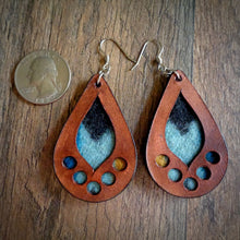 Load image into Gallery viewer, Leather and Rancho Arroyo Pendleton Wool Inlay Earring