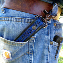 Load image into Gallery viewer, Floral Leather Key Clip